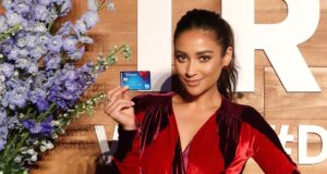 5 of the best travel rewards credit cards for young people
