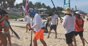 Paddlers travel to Bahamas to raise money for cystic fibrosis( WPEC)