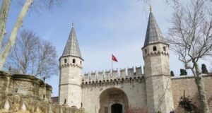 The Turkish currency crisis makes traveling to Istanbul more affordable
